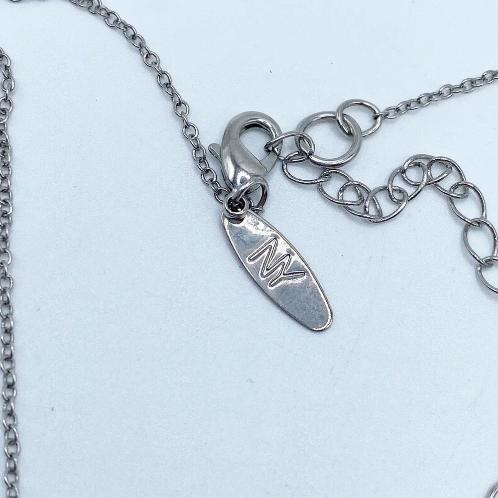 New York & Company Silver Tone Pave Rhinestone Bow Pendant Necklace Adorable 18" - Picture 4 of 6